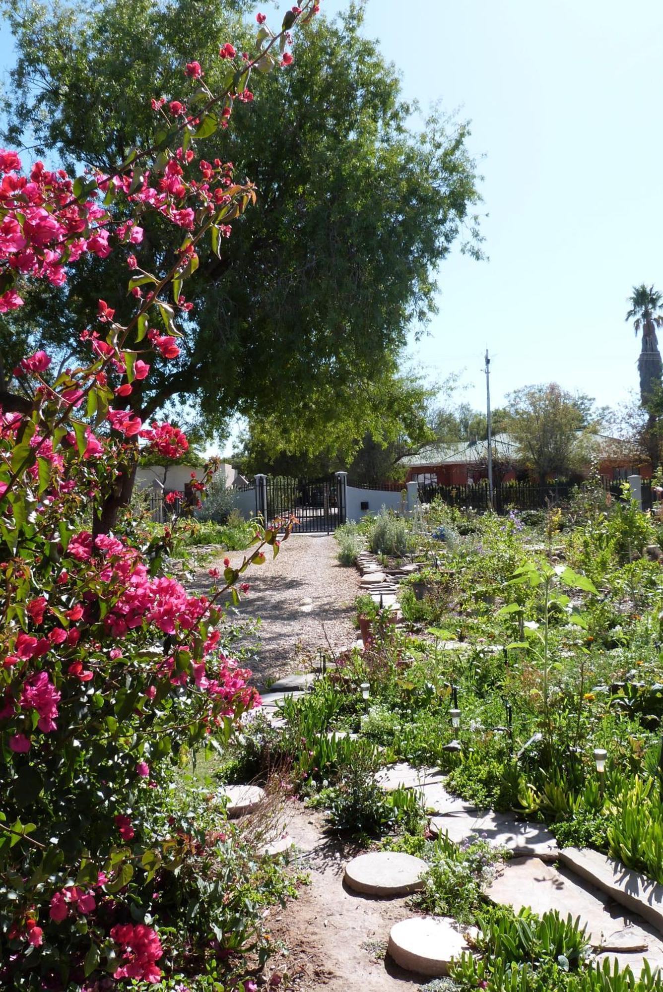 Appartamento Hannah'S Haven Studio Deluxe - No Loadshedding Beaufort West Esterno foto