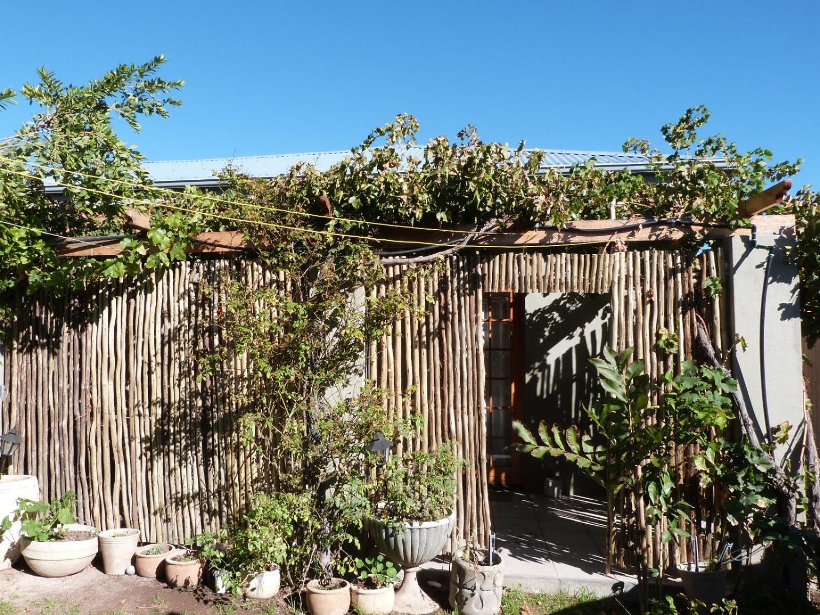 Appartamento Hannah'S Haven Studio Deluxe - No Loadshedding Beaufort West Esterno foto