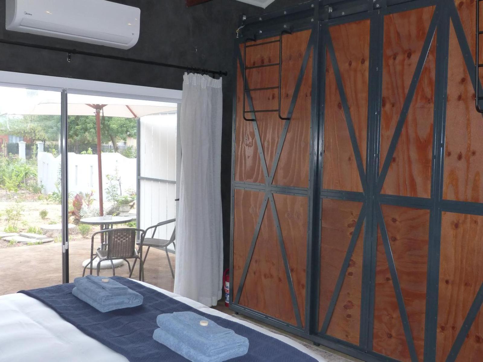 Appartamento Hannah'S Haven Studio Deluxe - No Loadshedding Beaufort West Esterno foto