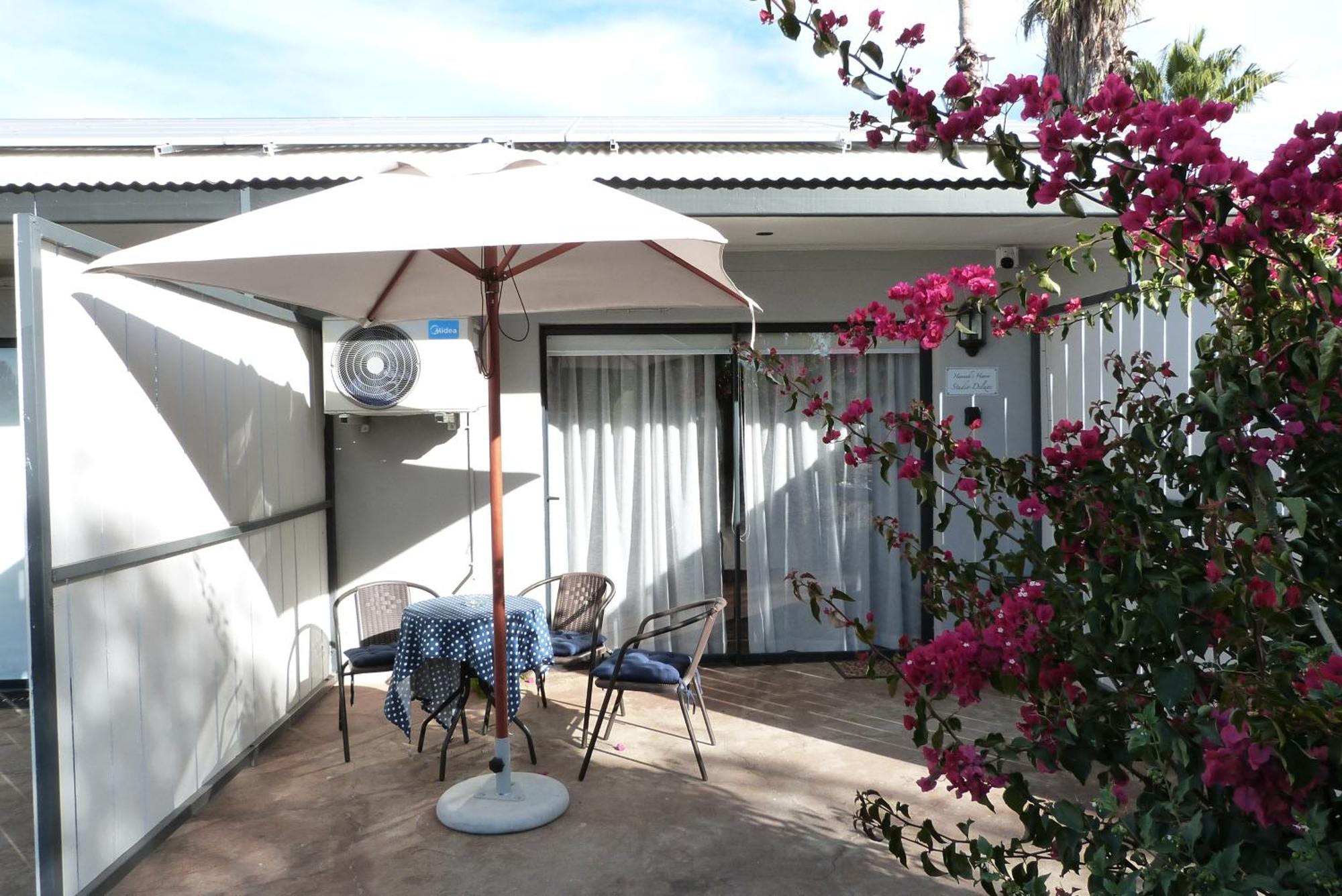 Appartamento Hannah'S Haven Studio Deluxe - No Loadshedding Beaufort West Esterno foto